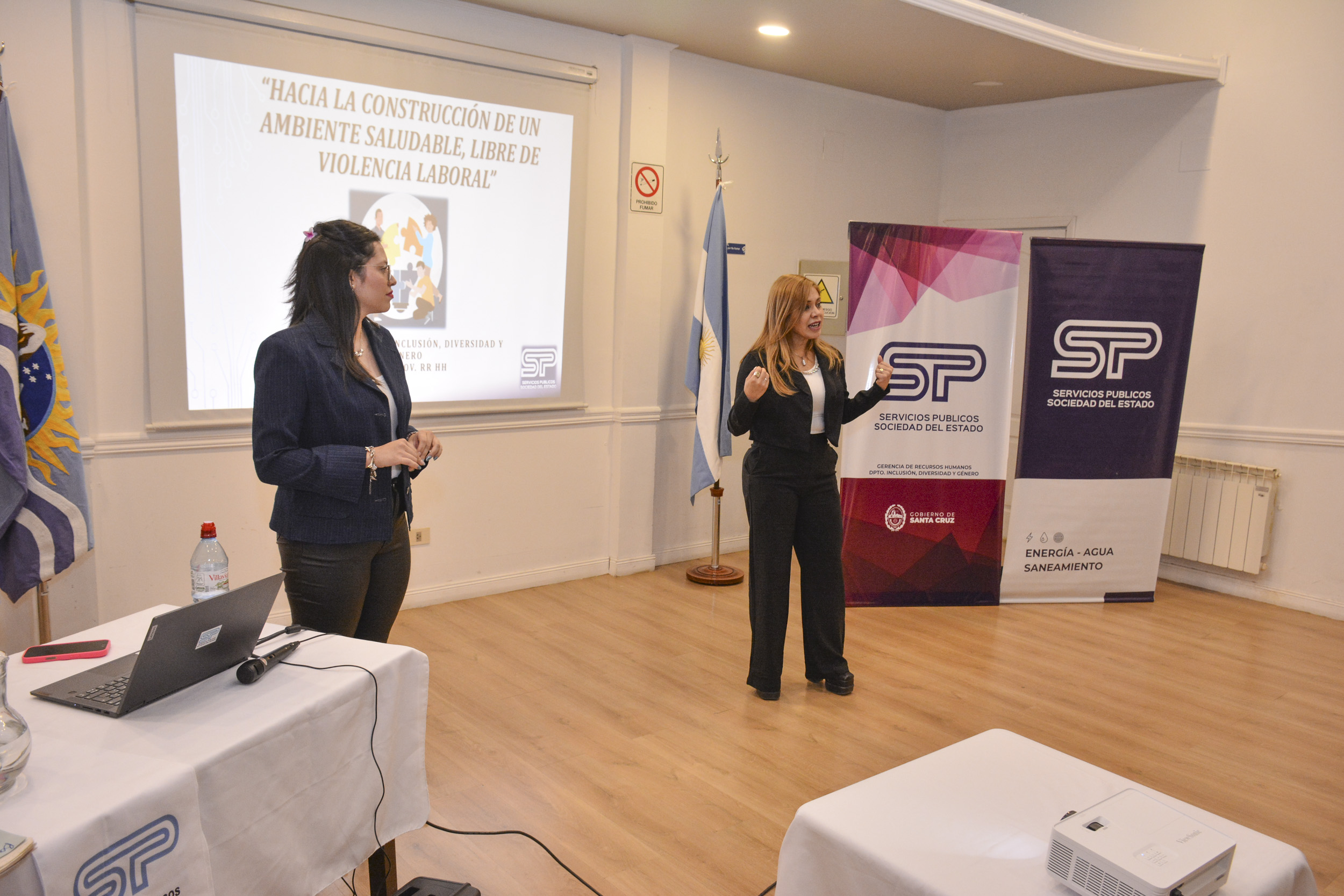 Dictaron el taller “Hacia la construcción de un ambiente saludable, libre de violencia laboral” en Río Gallegos