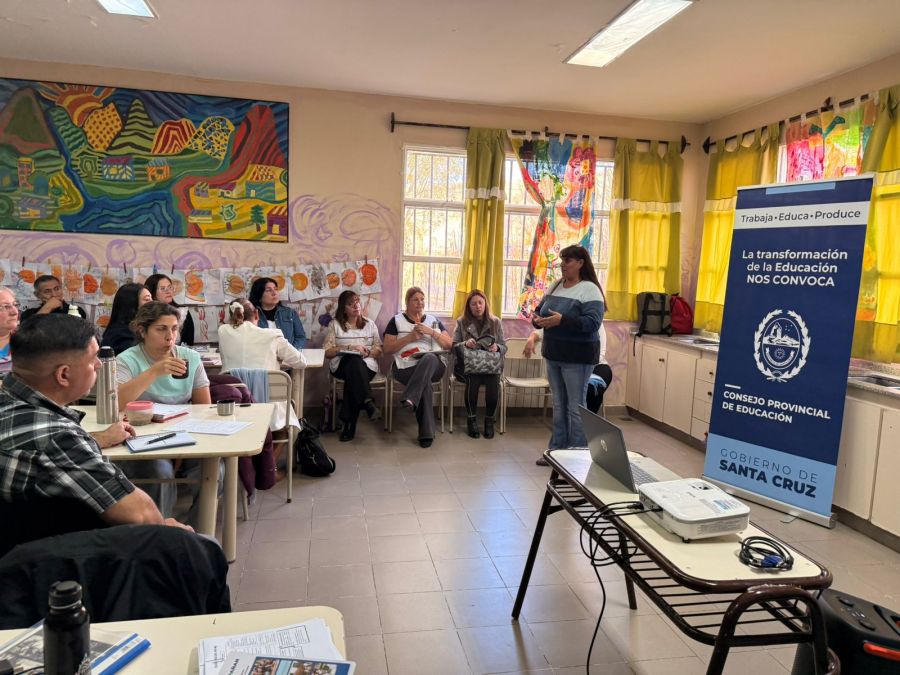 Realizaron una jornada de socialización de la guía “Escuelas que acompañan en comunidad” en El Calafate