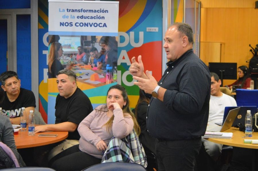 El programa “Transformar la Secundaria” continúa fortaleciendo la enseñanza de la Matemática en Santa Cruz