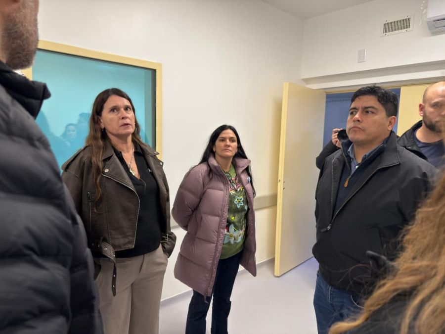 Claudio Vidal supervisó obras clave en Puerto Santa Cruz: “Estamos dando respuestas a demandas históricas»